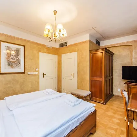 Отель U Jezulatka 4*