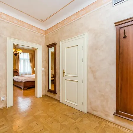 Отель U Jezulatka 4*