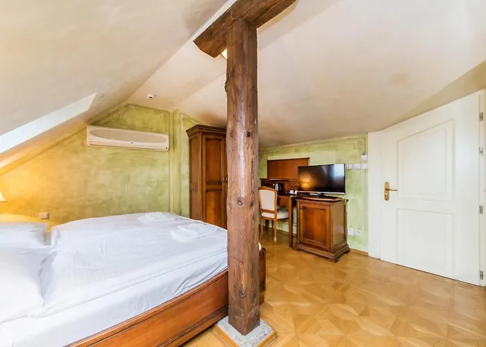 U Jezulatka Hotel 4*
