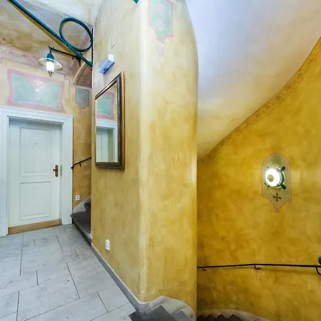 U Jezulatka 4* Prague